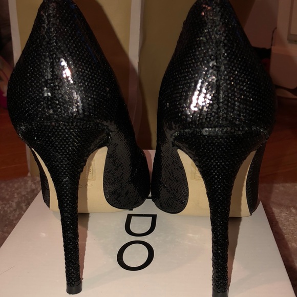 Black Aldo sequence heels - Picture 6 of 6